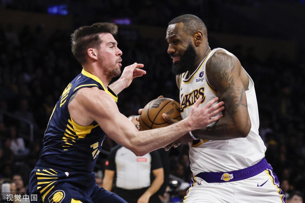 能背身做球 能背身做球