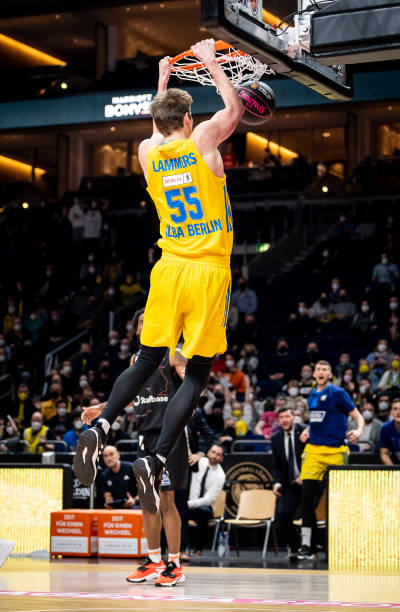 键时刻与队 键时刻与队