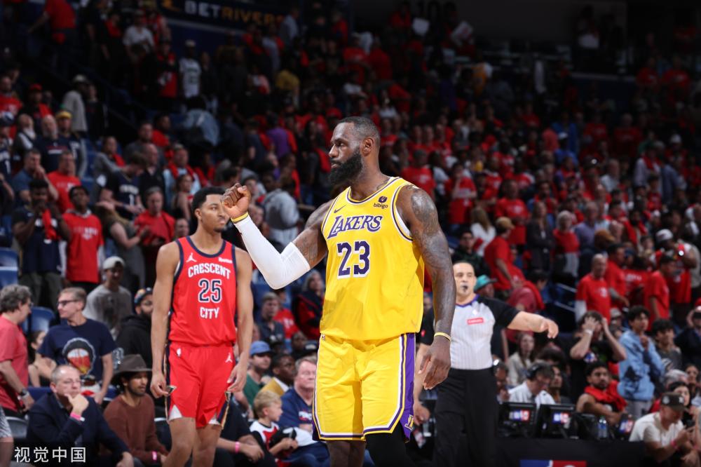 与拼抢中 与拼抢中