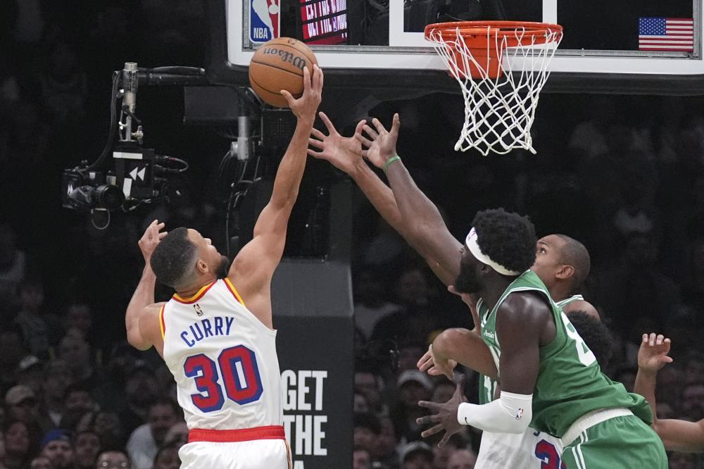 声让他倍添 声让他倍添